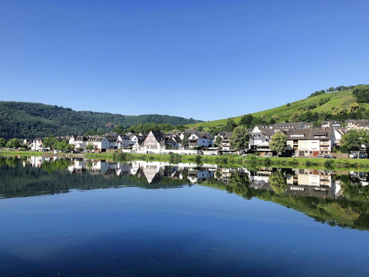 Ferienhaus Am Moselradweg Zell an der Mosel Luaran gambar